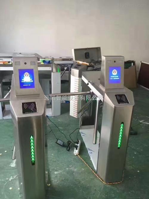 产品库 门禁对讲 门禁控制设备 翼闸 人证合一人脸识别系统一体机闸机